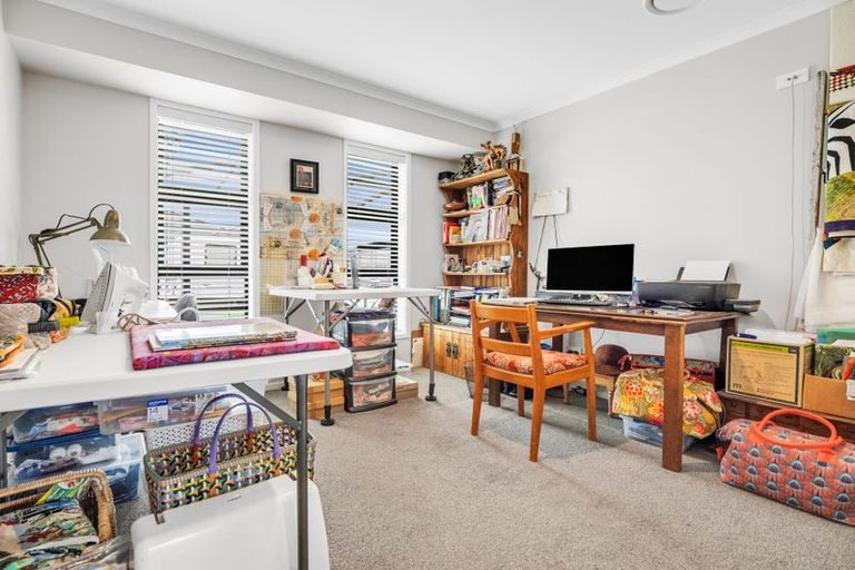 Photo of property in 12 Costello Drive, Ngatea, 3503