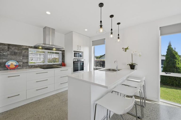 Photo of property in 4 Melonette Way, Ohauiti, Tauranga, 3112