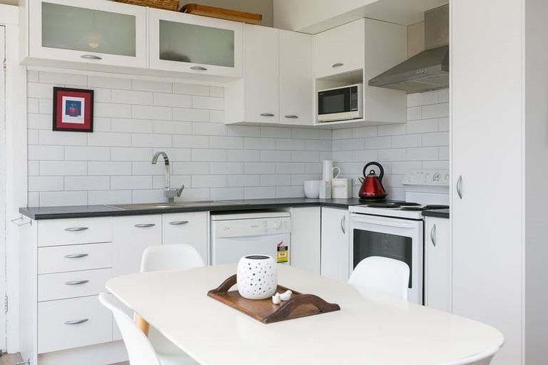 Photo of property in 4 Wills Road, Bell Block, New Plymouth, 4312