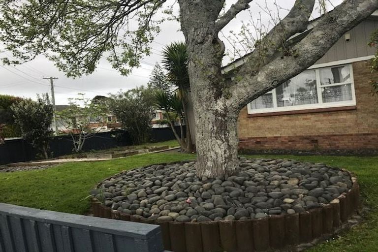 Photo of property in 15a Collie Street, Hillpark, Auckland, 2102