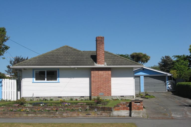 Photo of property in 9 Wilton Crescent, Bishopdale, Christchurch, 8053