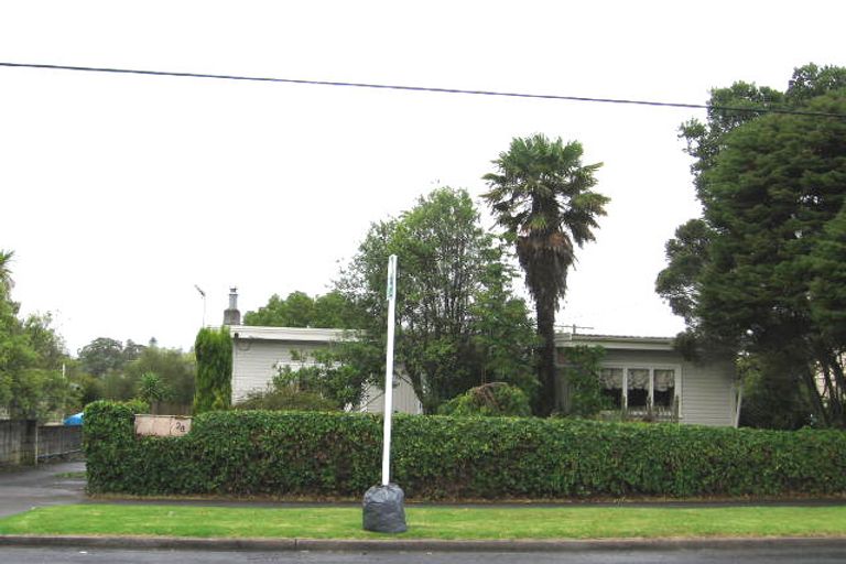 Photo of property in 3/28 Woodglen Road, Glen Eden, Auckland, 0602