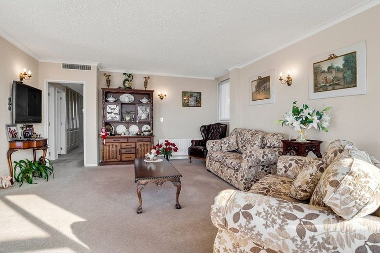 Photo of property in Elizabeth Height Apartments, 8 Elizabeth Street, Tauranga, 3110