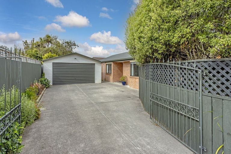 Photo of property in 2/11 Dalkeith Street, Hoon Hay, Christchurch, 8025