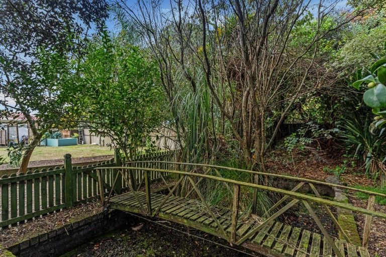 Photo of property in 9 Saint John Street, Matata, Whakatane, 3194