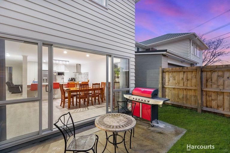 Photo of property in 12 Kauri Heart Avenue, Takanini, 2112