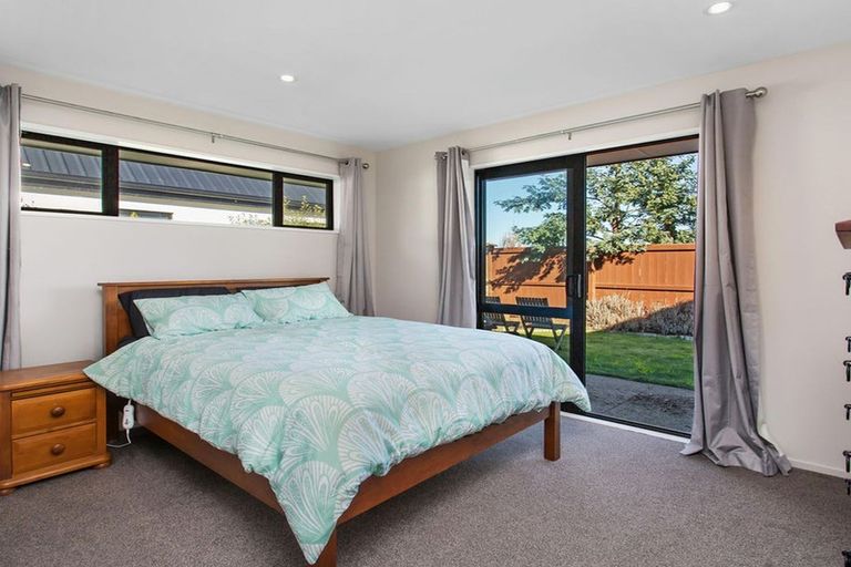Photo of property in 72 Shillingford Boulevard, Rolleston, 7615
