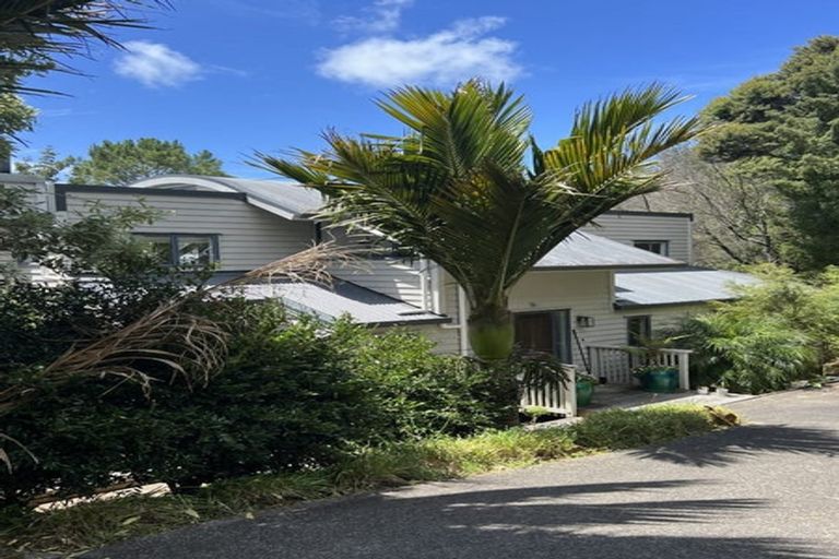 Photo of property in 6 Hobson Heights Road, Lucas Heights, Auckland, 0632