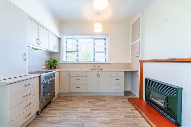 Photo of property in 12 Ranfurly Street, West End, Timaru, 7910