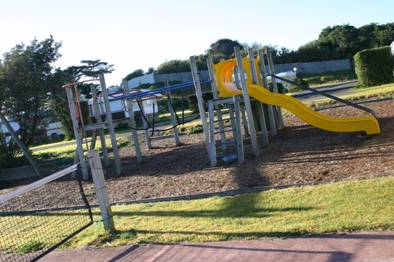 Photo of property in 20 Tasman Road, Otaki Beach, Otaki, 5512