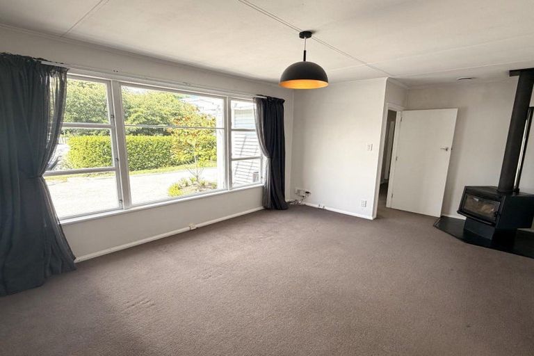 Photo of property in 19 Bond Street, Hokowhitu, Palmerston North, 4410