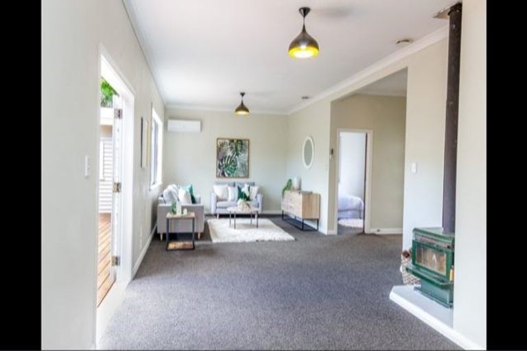 Photo of property in 19 Cecil Road, Tawa, Wellington, 5028