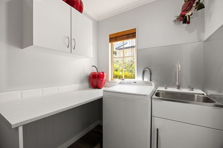 Photo of property in 62 Cairns Crescent, Rototuna, Hamilton, 3210