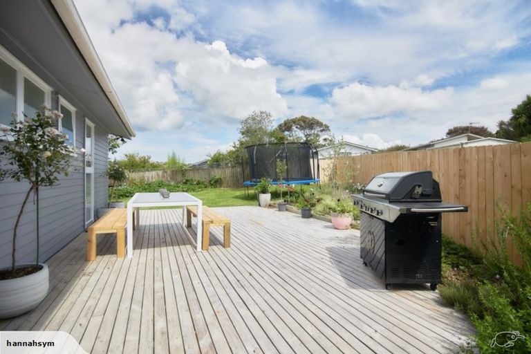 Photo of property in 46 Taurus Crescent, Beach Haven, Auckland, 0626