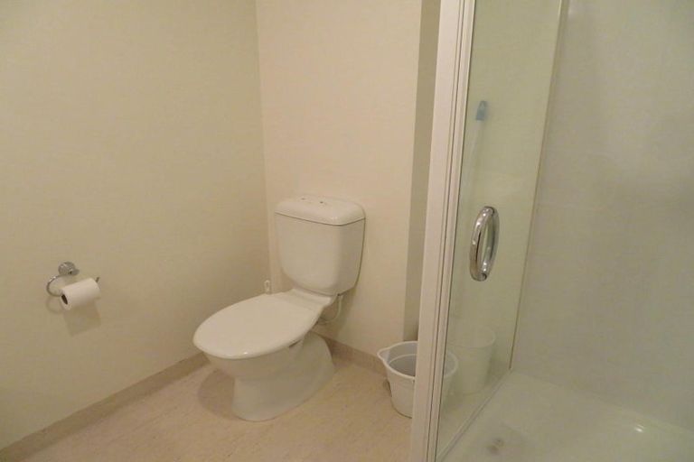 Photo of property in Terrace Heights Apartments, 2/163p The Terrace, Wellington Central, Wellington, 6011