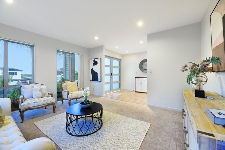 Photo of property in 90 Babich Road North, Ranui, Auckland, 0612