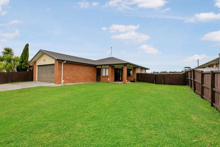 Photo of property in 22 Kittyhawk Place, Melville, Hamilton, 3206