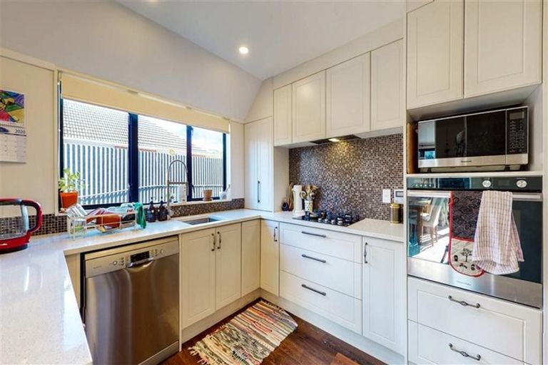 Photo of property in 20 Stamford Grove, Avalon, Lower Hutt, 5011