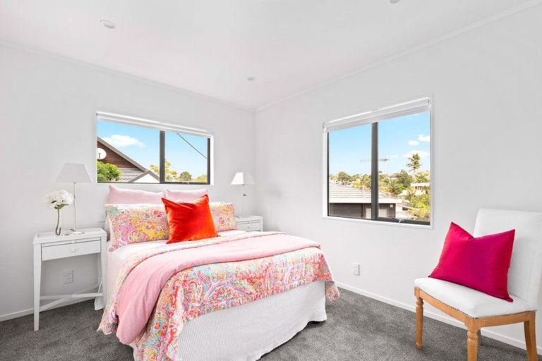 Photo of property in 1/22 Bevyn Street, Castor Bay, Auckland, 0620