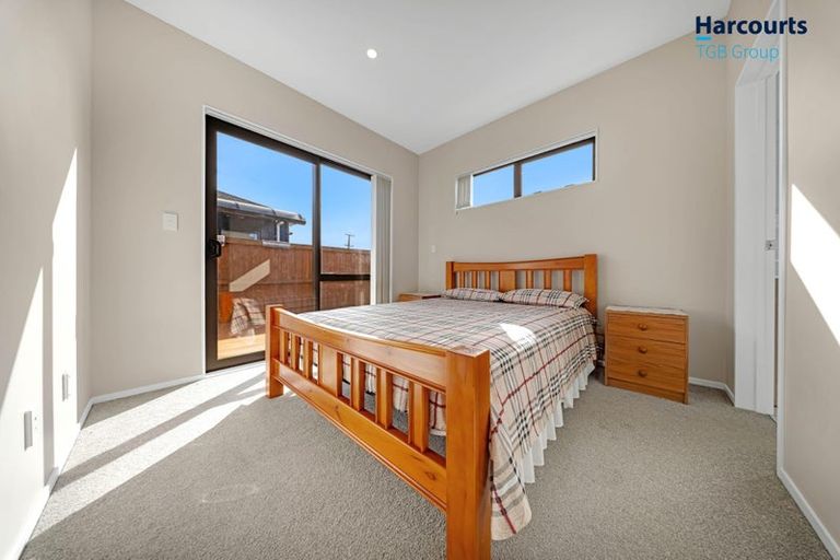 Photo of property in 26 Survila Street, Takanini, 2110