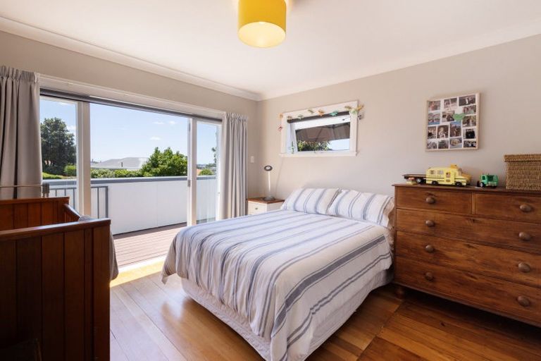 Photo of property in 57 Seaview Road, Otumoetai, Tauranga, 3110