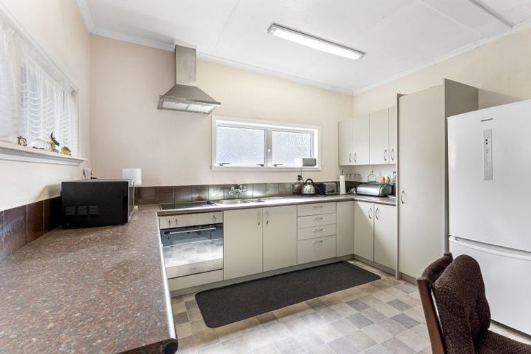 Photo of property in 29 Raukawa Street, Himatangi Beach, Foxton, 4891