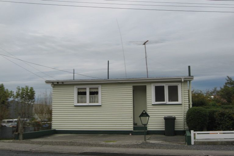 Photo of property in 18 Ryrie Street, Balclutha, 9230