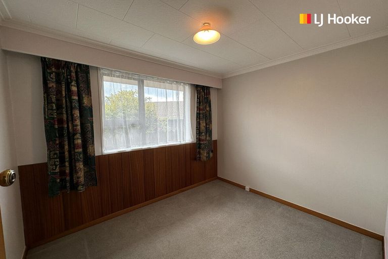 Photo of property in 30 Walton Park Avenue, Fairfield, Dunedin, 9018