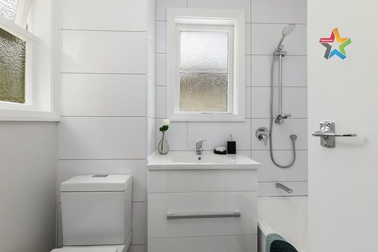 Photo of property in 29 Judd Crescent, Naenae, Lower Hutt, 5011