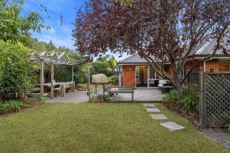 Photo of property in 6 Willoughby Lane, Parklands, Christchurch, 8083