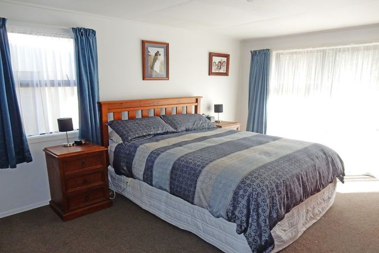 Photo of property in 1 Gordon Street, Weston, Oamaru, 9401