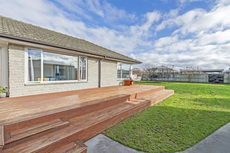 Photo of property in 9 Bellina Place, Broomfield, Christchurch, 8042