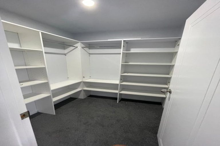 Photo of property in 262a Sturges Road, Henderson, Auckland, 0612