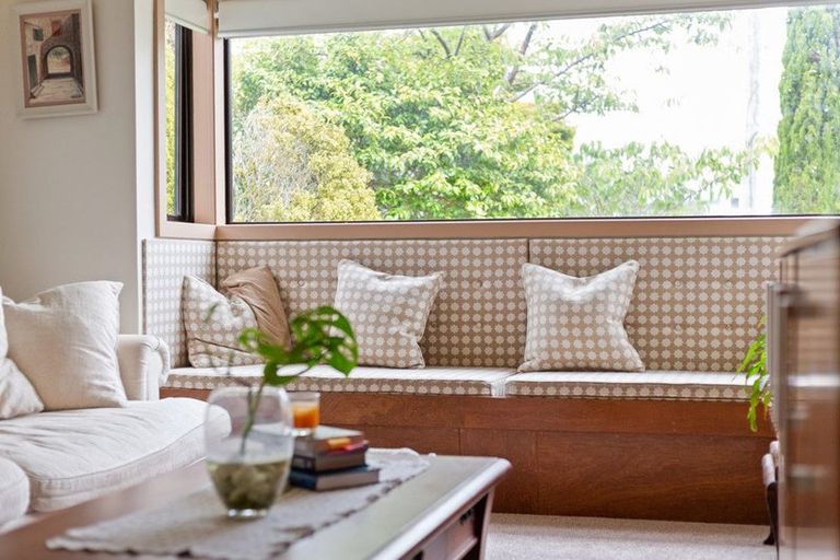 Photo of property in 15 Glamis Avenue, Strathmore Park, Wellington, 6022