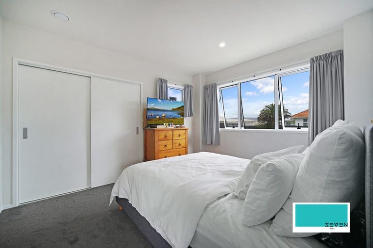 Photo of property in 147a Astley Avenue, New Lynn, Auckland, 0600