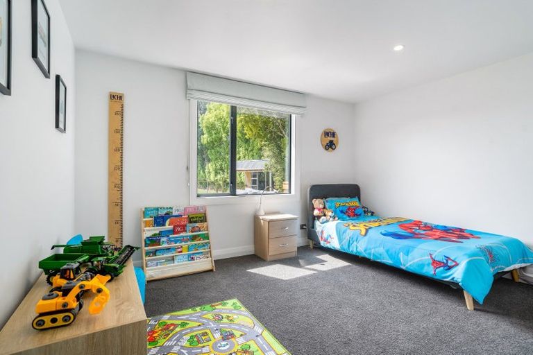 Photo of property in 64 Lochiel Bridge Road, Lochiel, Winton, 9781