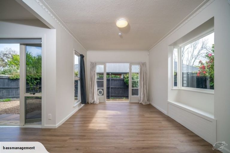 Photo of property in 117 Paparoa Street, Papanui, Christchurch, 8053