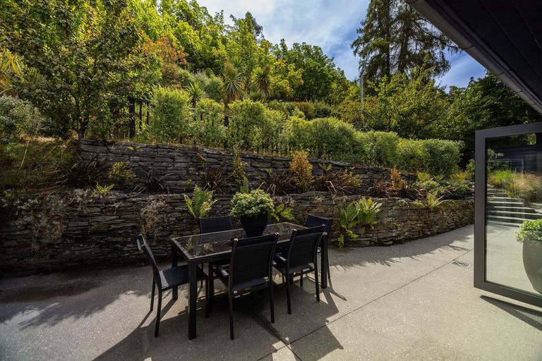 Photo of property in 271 Frankton Road, Queenstown, 9300