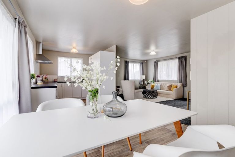 Photo of property in 17a Trevor Hosken Drive, Wiri, Auckland, 2104