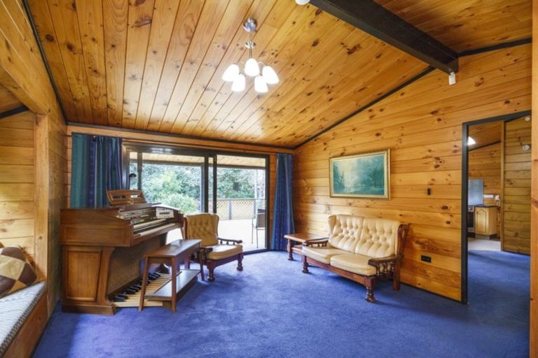 Photo of property in 168 Amberley Avenue, Highbury, Palmerston North, 4412