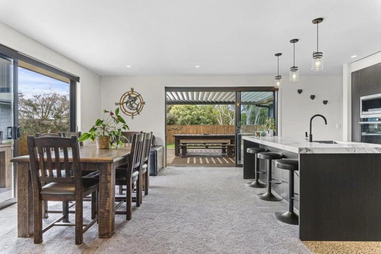 Photo of property in 52 Dillon Drive, Bell Block, New Plymouth, 4312