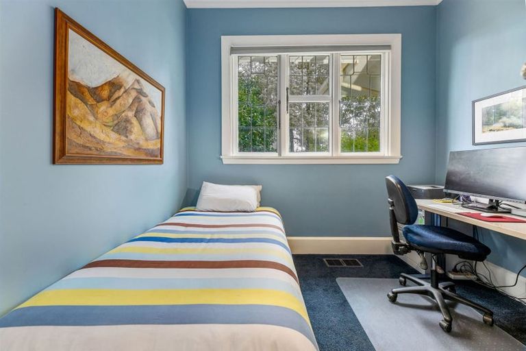 Photo of property in 15 Crichton Terrace, Cashmere, Christchurch, 8022