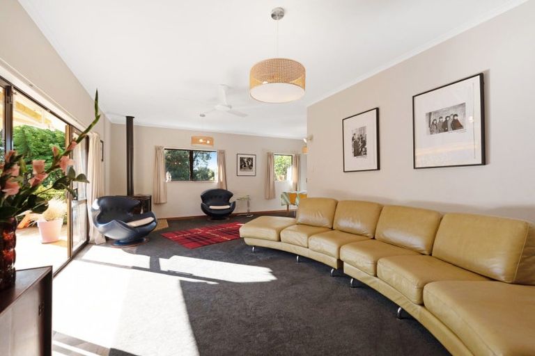 Photo of property in 15a Alexander Road, Raumati Beach, Paraparaumu, 5032