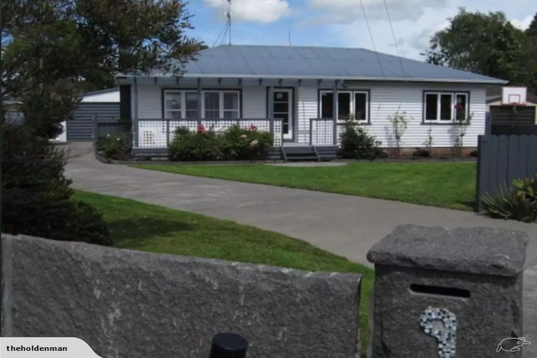 Photo of property in 9 Hill Crescent, Papakura, 2110