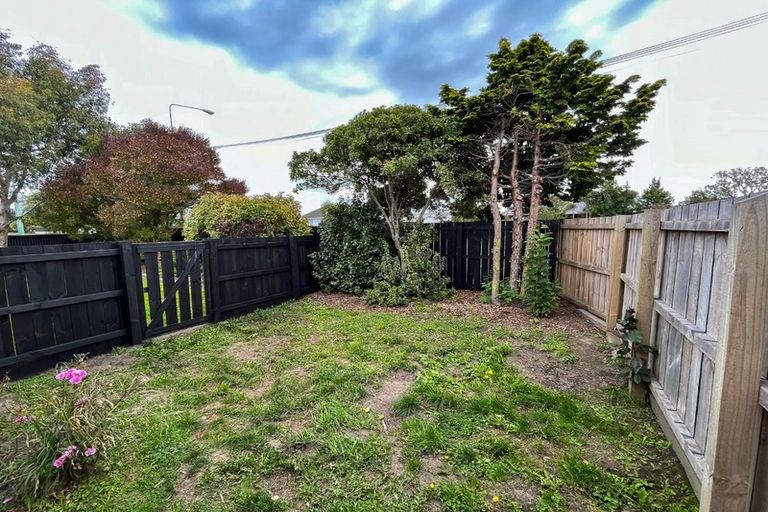 Photo of property in 868 Main North Road, Belfast, Christchurch, 8051