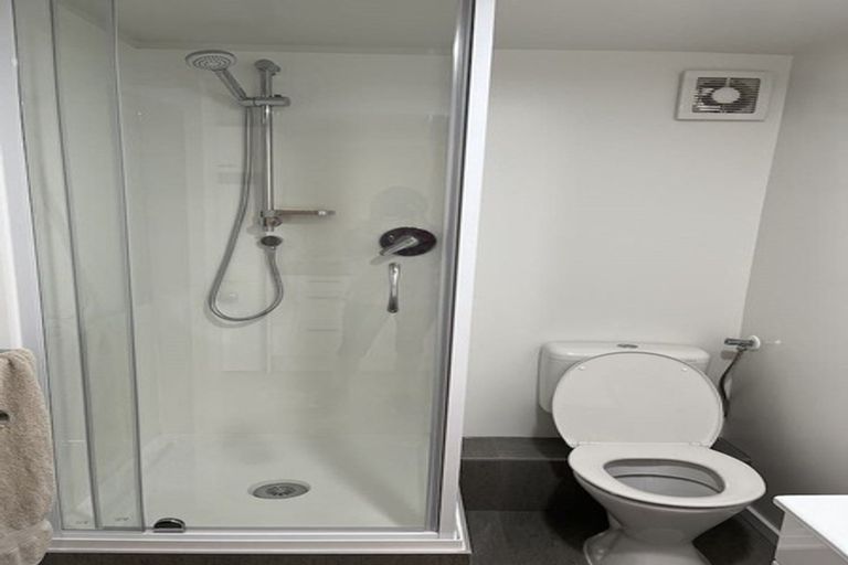 Photo of property in 49a Helena Street, Massey, Auckland, 0614