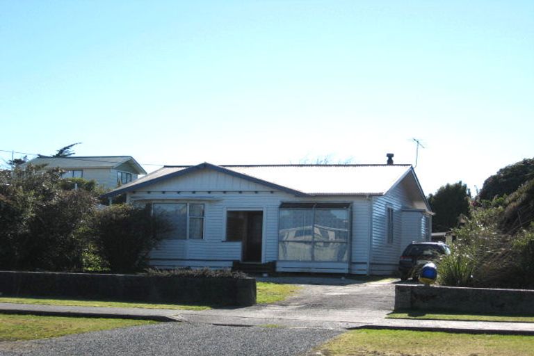 Photo of property in 70 Park Street, Hokitika, 7810