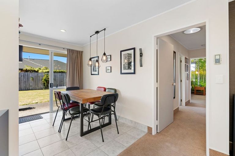 Photo of property in 18 Gandalf Crescent, Paraparaumu, 5032
