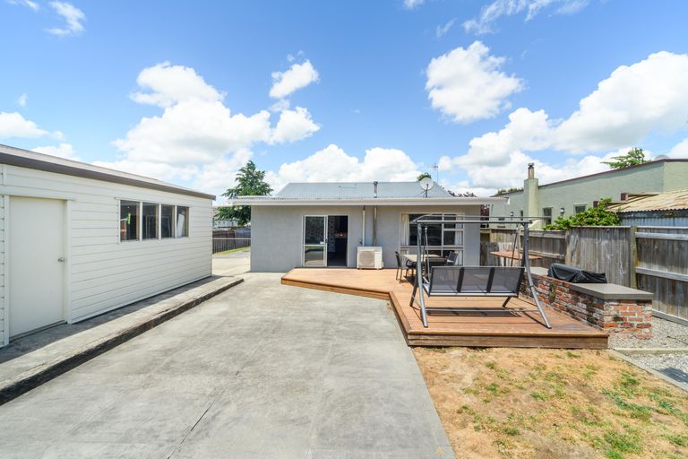 Photo of property in 24 Havill Street, Takaro, Palmerston North, 4410