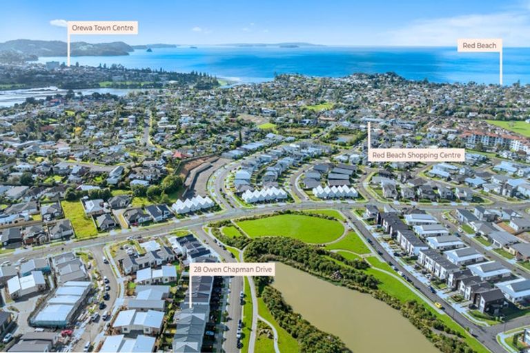 Photo of property in 28 Owen Chapman Drive, Red Beach, 0932